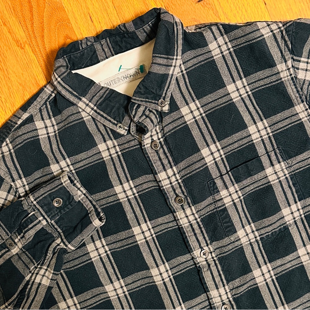 Outerknown Mens Medium Cascade Plaid Essential Shirt in Pacific Green NWOT